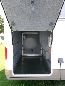 Fahrzeugbild Carthago chic s-plus I 61 XL LE Iveco #3