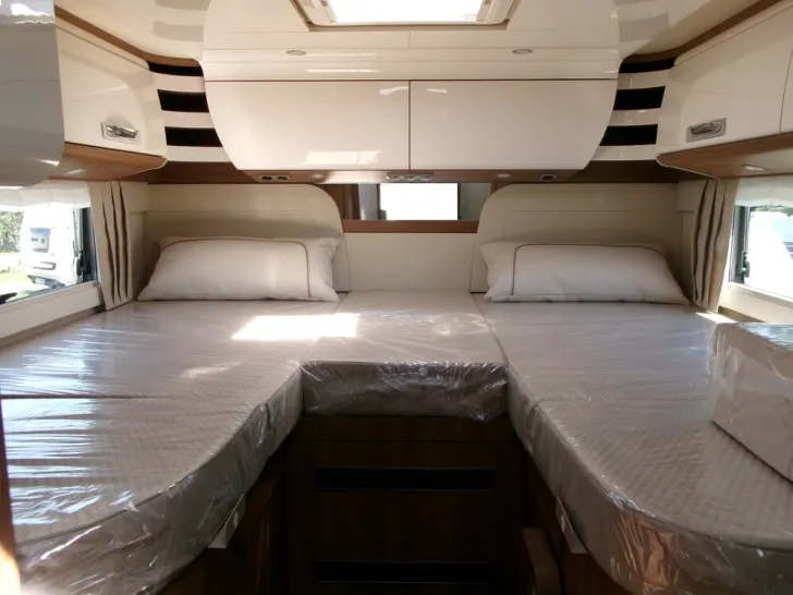 Fahrzeugbild Carthago chic s-plus I 61 XL LE Iveco #18