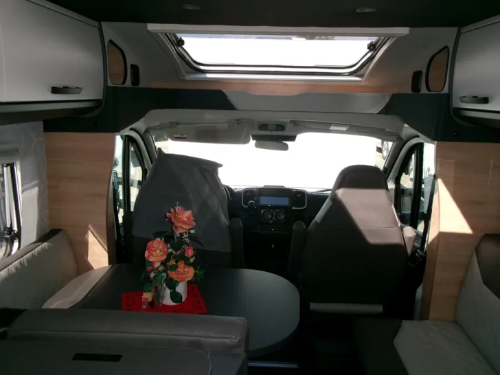 Fahrzeugbild Knaus L!VE TI PLATINUM SELECTION 700 MEG LIVE #7