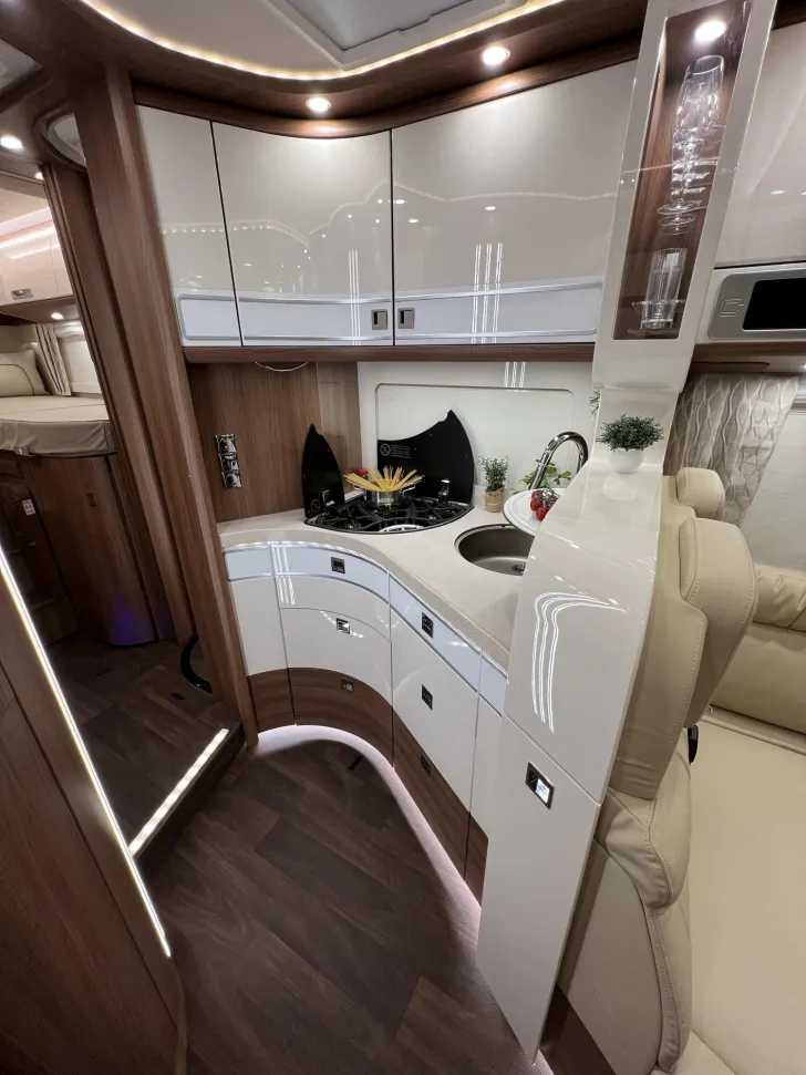 Fahrzeugbild Carthago chic s-plus I 50 LE (235) #20