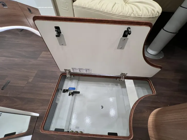 Fahrzeugbild Carthago chic s-plus I 50 LE (235) #40