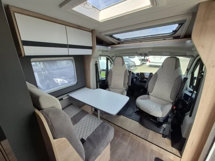 Fahrzeugbild Dethleffs Globebus Camp Active T 4 #8