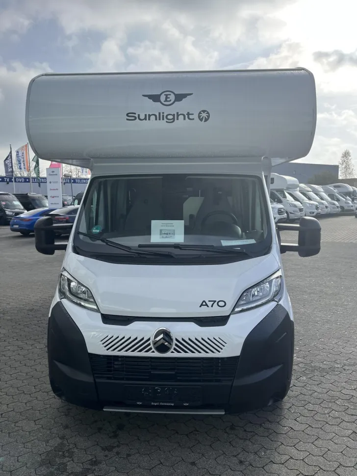 Fahrzeugbild Sunlight A 70 #6