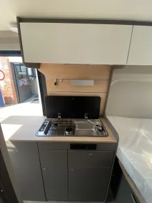 Fahrzeugbild LMC Innovan 70 600/603 #11