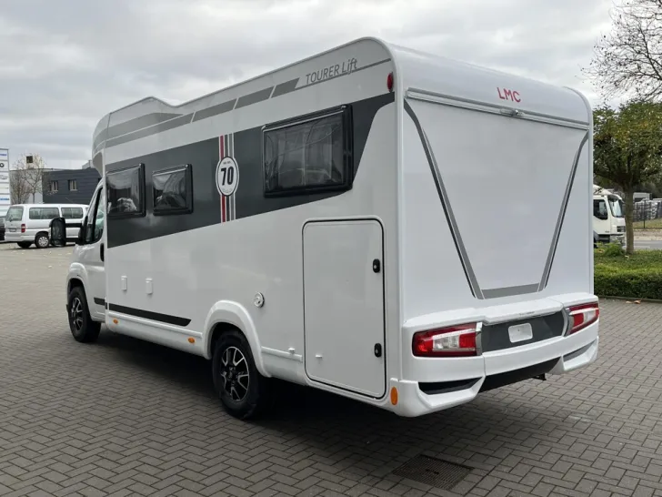 Fahrzeugbild LMC Tourer Lift 70 H 663 G #2