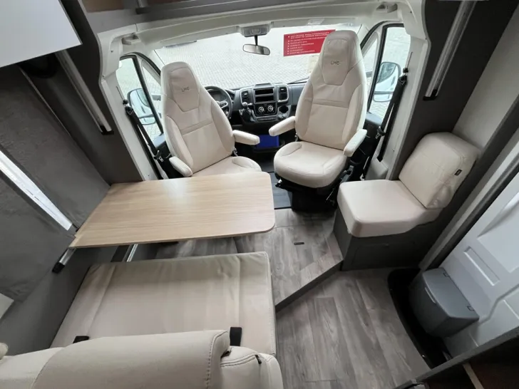 Fahrzeugbild LMC Tourer Lift 70 H 663 G #3