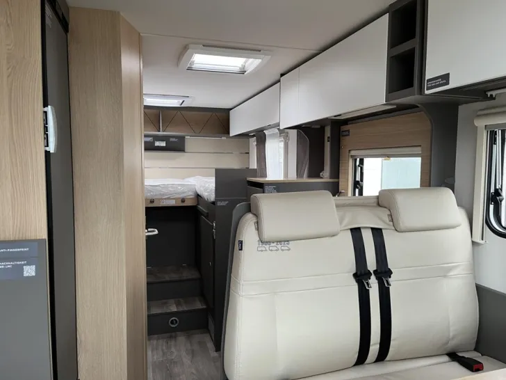 Fahrzeugbild LMC Tourer Lift 70 H 663 G #9