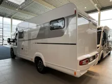 Fahrzeugbild LMC Tracer V 670 #2