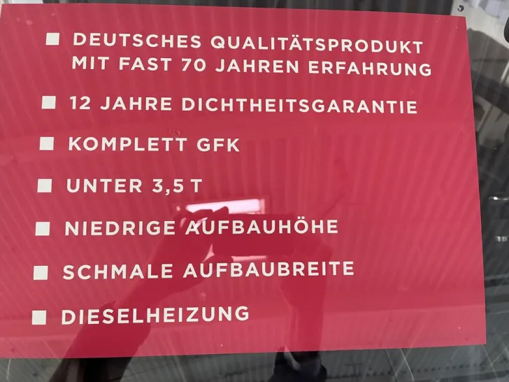 Fahrzeugbild LMC Tracer V 670 #7