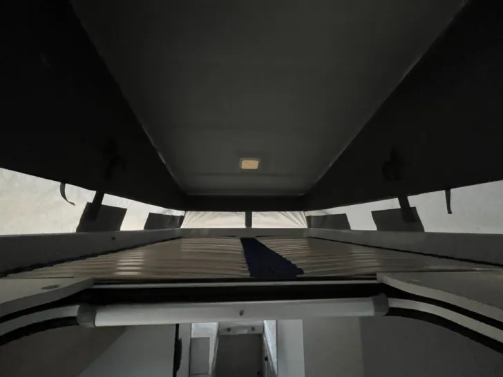 Fahrzeugbild LMC Tracer V 670 #12