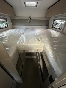 Fahrzeugbild LMC Tracer V 670 #13