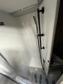 Fahrzeugbild LMC Tracer V 670 #15