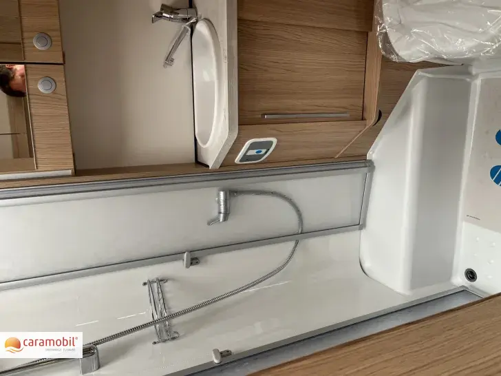 Fahrzeugbild LMC Cruiser V646 70 Jahre Ed. Automatik/Edition 70 #18