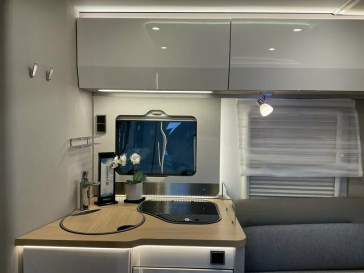 Fahrzeugbild Hymer Tramp S 685 / Solar 2x95W / GFK Dach / TV + SAT #11