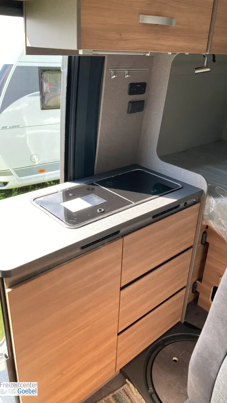 Küchen Dethleffs Globetrail 540 DR
