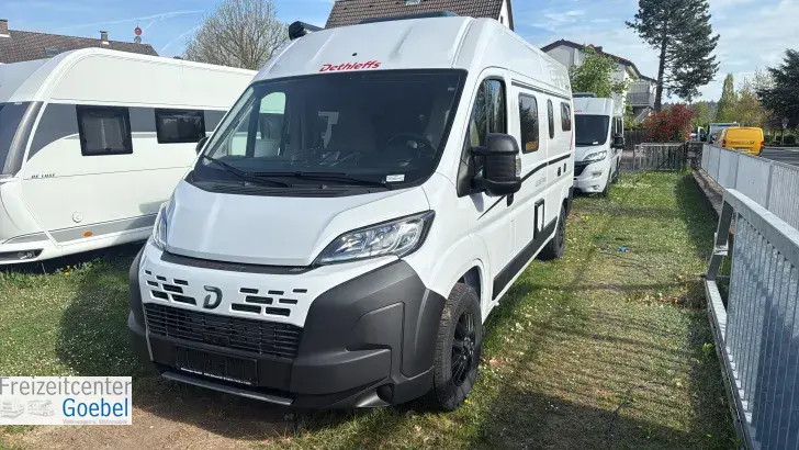 Schräg Vorne Dethleffs Globetrail 600 ER