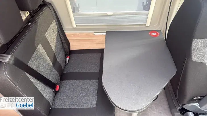 Sitzgruppe Dethleffs Globetrail Active 600 DS Markise