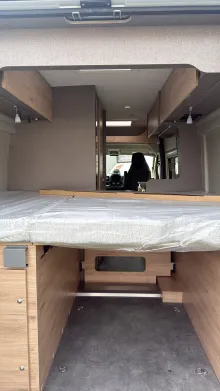 Sicht vorne-hinten Dethleffs Globetrail Active 600 DS Markise