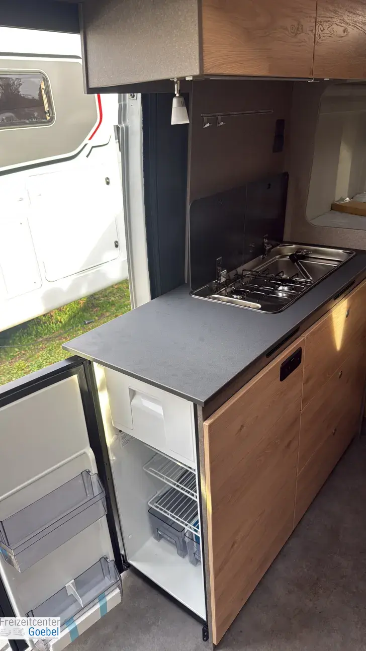 Küchen Dethleffs Globetrail Active 600 DS Markise