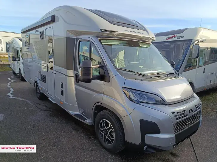 Fahrzeugbild Adria Matrix 60Y 670 SL Jubilee Markise, Modell 26 #1
