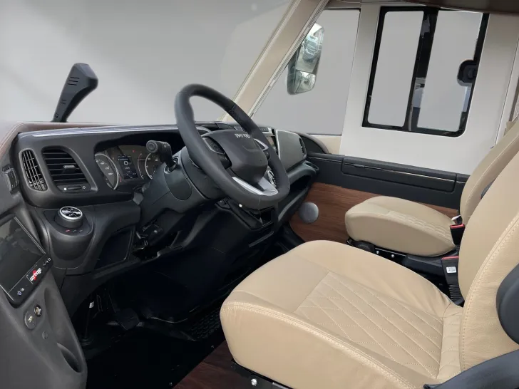 Fahrzeugbild Carthago chic s-plus I 64 XL QB (285) #9