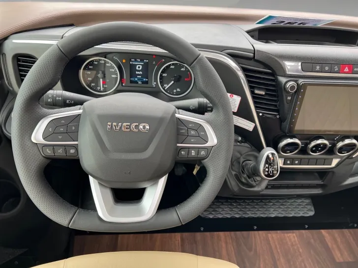 Fahrzeugbild Carthago chic s-plus I 64 XL QB (285) #10