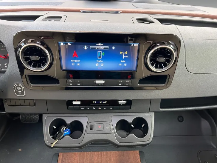 Fahrzeugbild Carthago chic c-line I 5.9 XL LE Mercedes (294) #11