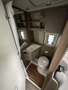 Fahrzeugbild Carado pro CV 540 Dieselheiz., Schlafdach, AWT isoliert #10