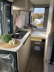 Fahrzeugbild Carado CV 540 PRO mit Schlafdach #10