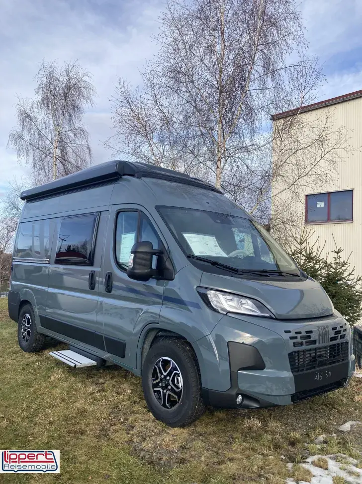 Fahrzeugbild Carado CV 540 PRO mit Schlafdach #1