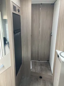 Fahrzeugbild Carado T 459 Queensbett + face2face #12