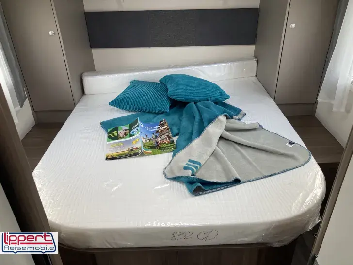 Fahrzeugbild Carado T 459 Queensbett + face2face #15