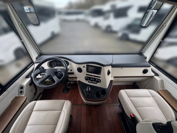 Fahrzeugbild Concorde Charisma 900 M #5