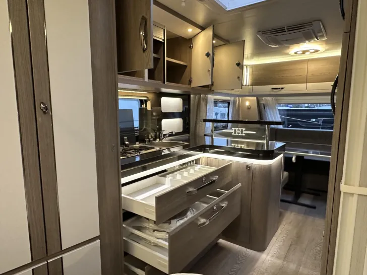 Fahrzeugbild Hobby Prestige 660 WFC Mover !  Klimaanlage ! #10