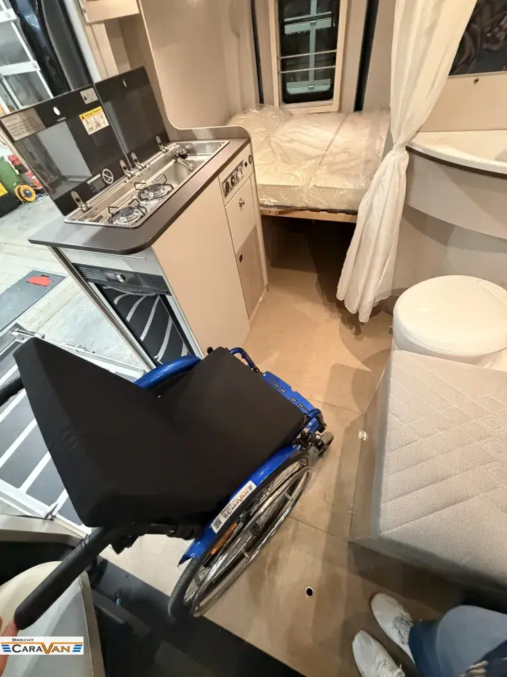 Fahrzeugbild Bürstner Lineo C 550 barrierefrei m. Tageszulassung #14