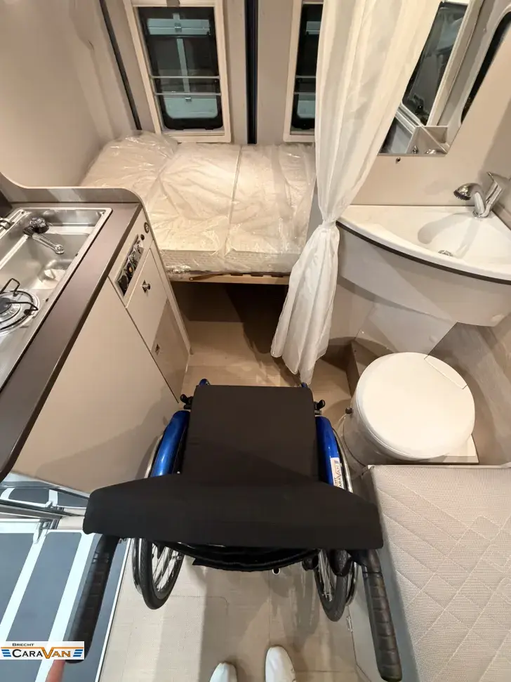 Fahrzeugbild Bürstner Lineo C 550 barrierefrei m. Tageszulassung #15