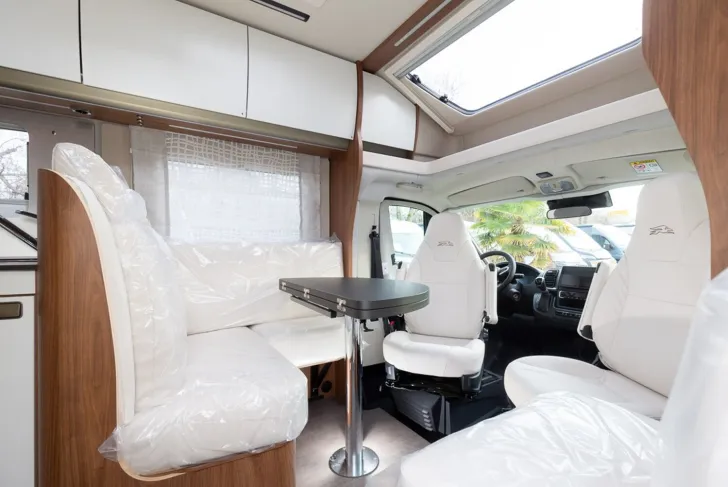 Fahrzeugbild Laika Ecovip Titanio L 3019 / exklusive Sonderedition ! #7