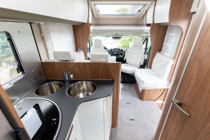 Fahrzeugbild Laika Ecovip Titanio L 3019 / exklusive Sonderedition ! #16