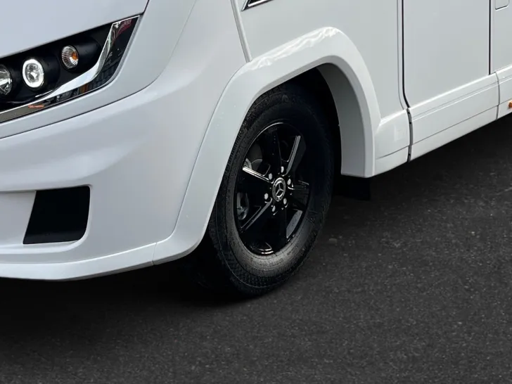 Fahrzeugbild Carthago C2-tourer I 141 KB LE Mercedes (309) #8