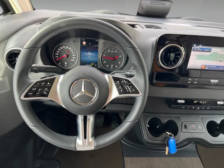 Fahrzeugbild Carthago C2-tourer I 141 KB LE Mercedes (309) #10