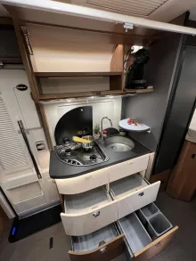 Fahrzeugbild Carthago C2-tourer I 141 KB LE Mercedes (309) #22