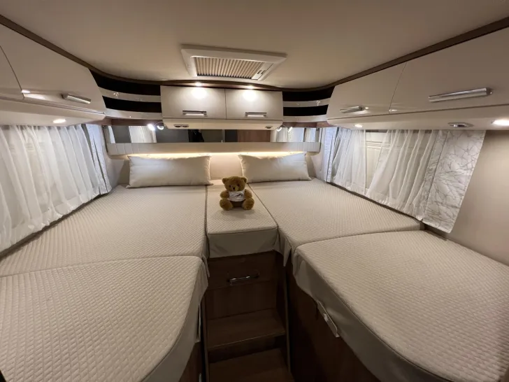 Fahrzeugbild Carthago C2-tourer I 141 KB LE Mercedes (309) #26