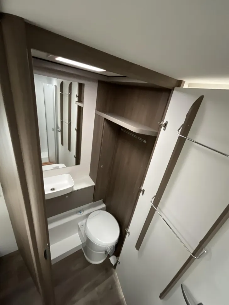 Fahrzeugbild Carado T 459 #12