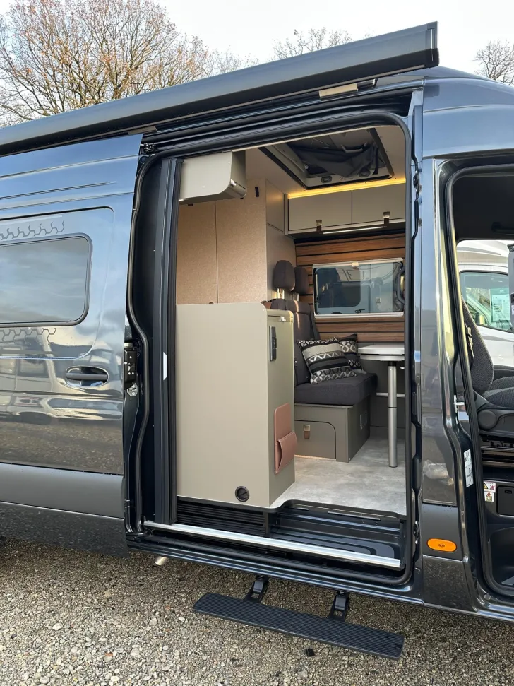 Fahrzeugbild Hymer Grand Canyon S 700 #7