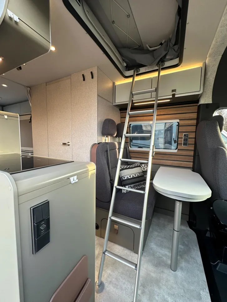 Fahrzeugbild Hymer Grand Canyon S 700 #9