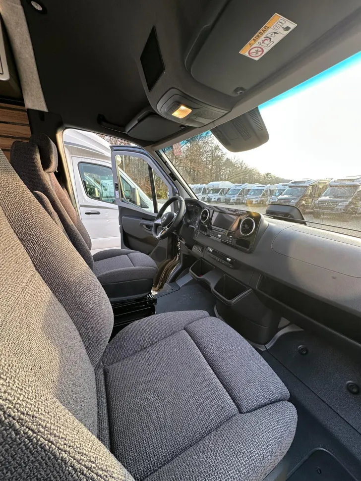 Fahrzeugbild Hymer Grand Canyon S 700 #11