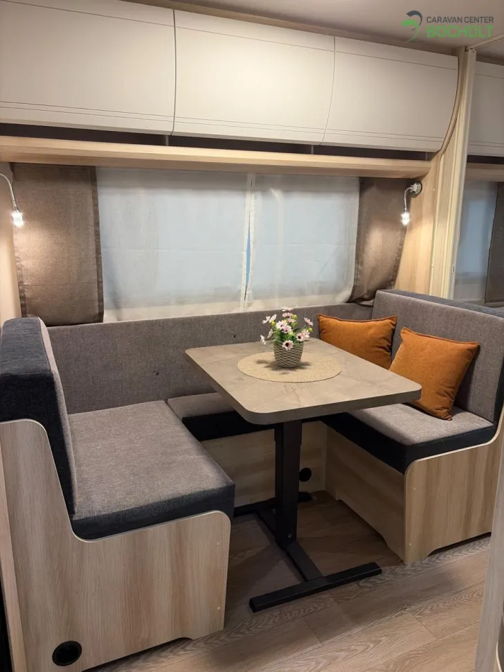 Fahrzeugbild Hobby De Luxe 460 SL Modell 2026 / 1500 kg #6