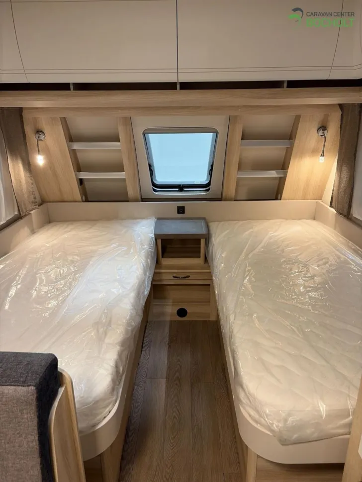 Fahrzeugbild Hobby De Luxe 460 SL Modell 2026 / 1500 kg #9