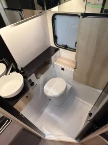 Fahrzeugbild Hobby De Luxe 460 SL Modell 2026 / 1500 kg #10