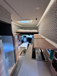 Bild 9 Weinsberg X-CURSION CUV 500 LT EDITION [PEPPER] TV-Paket (LTE/WLAN), SlideBett